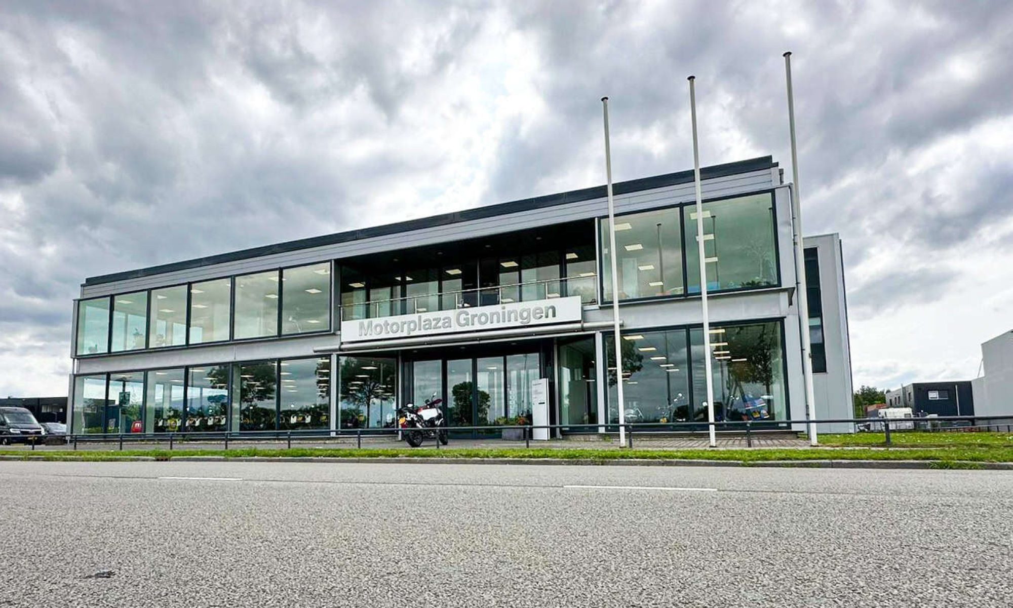 Motorplaza_Groningen_BMW_Motorrad_Motorexperts_Drachten